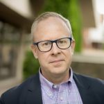 Robert Gould<br />
Admissions